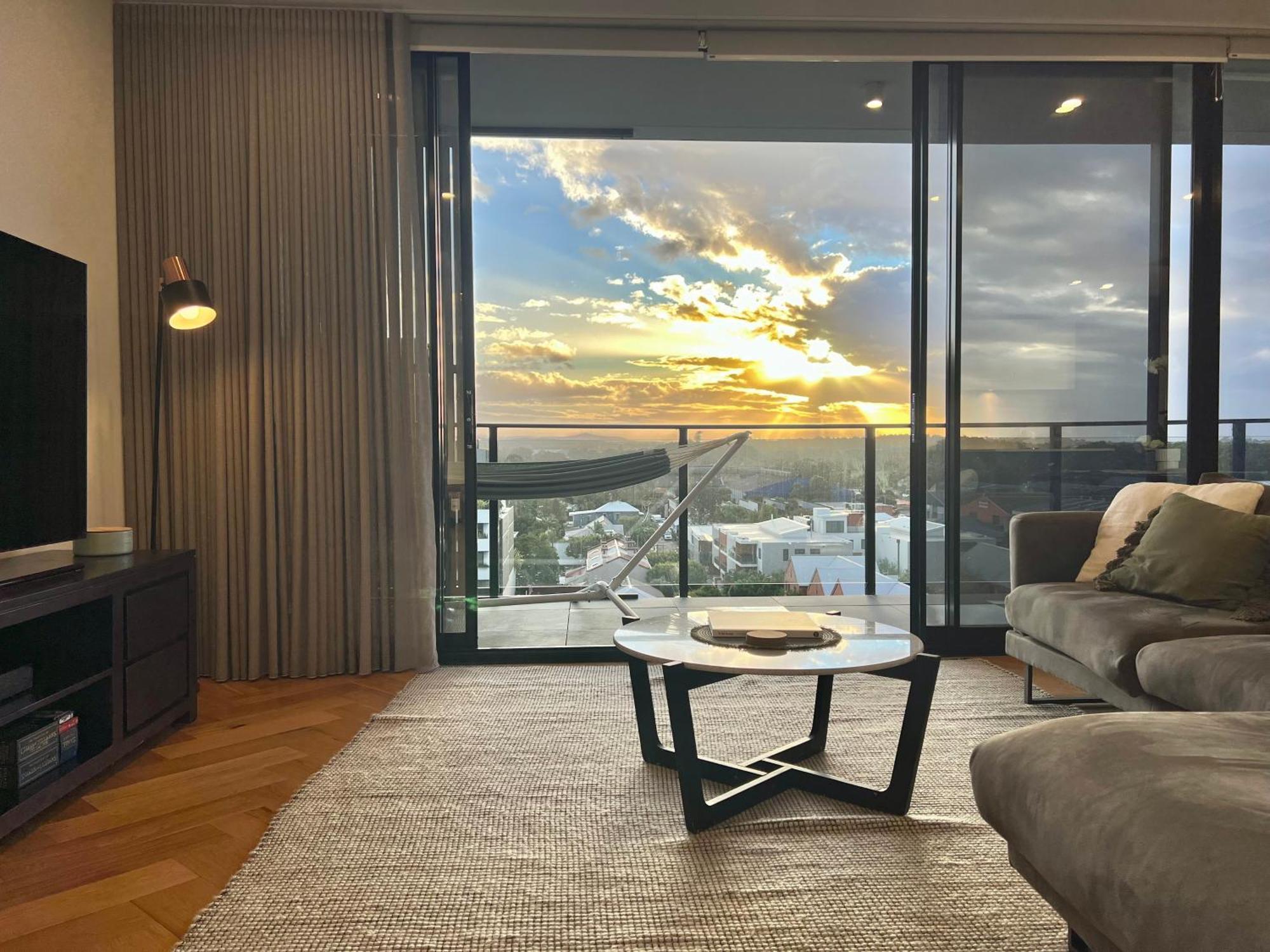 Harbour Towers, Newcastle'S Elite Apartment Stays, Free Parking & Tram Access Exteriör bild