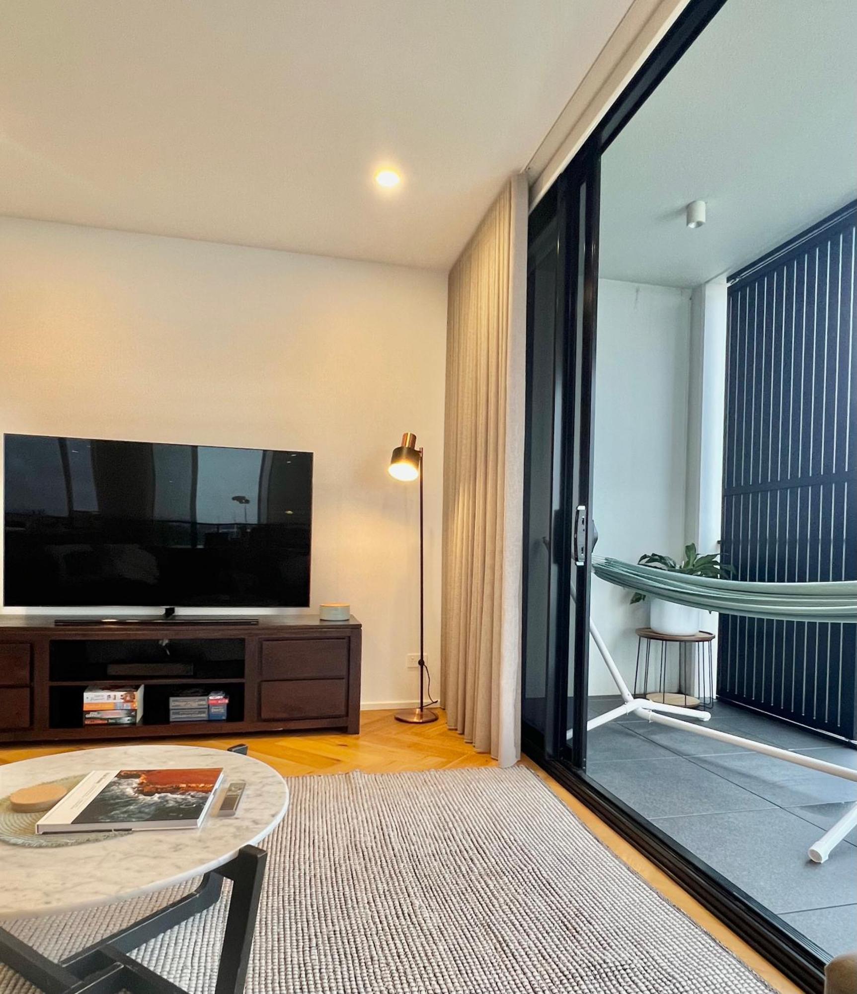 Harbour Towers, Newcastle'S Elite Apartment Stays, Free Parking & Tram Access Exteriör bild