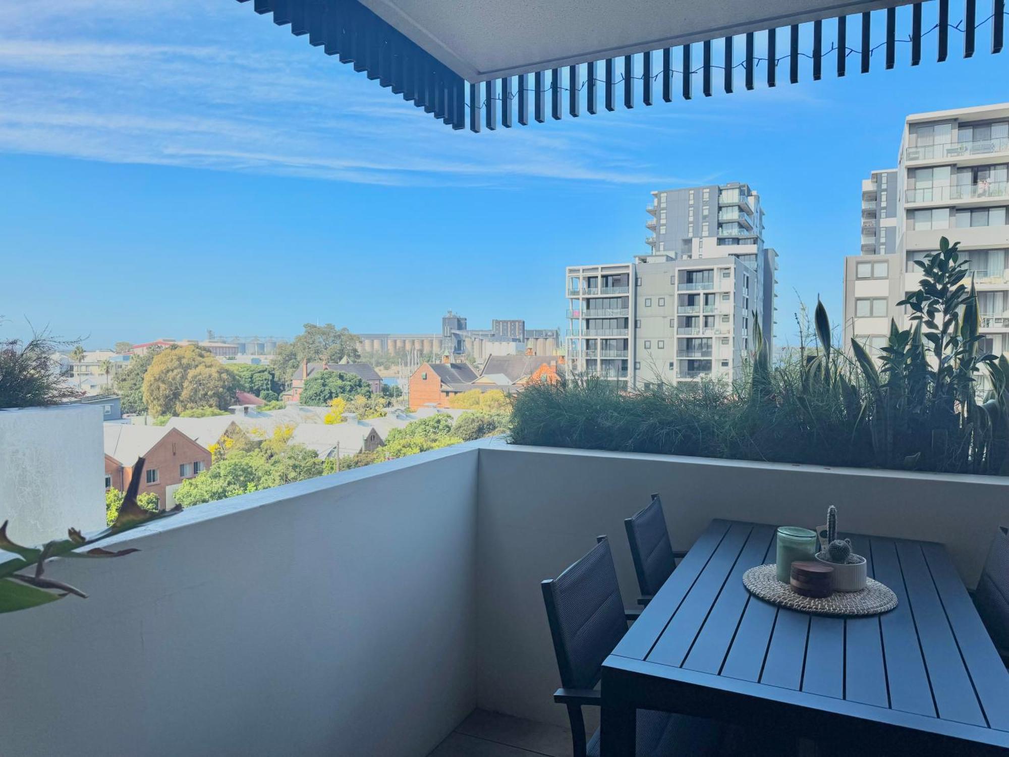 Harbour Towers, Newcastle'S Elite Apartment Stays, Free Parking & Tram Access Exteriör bild